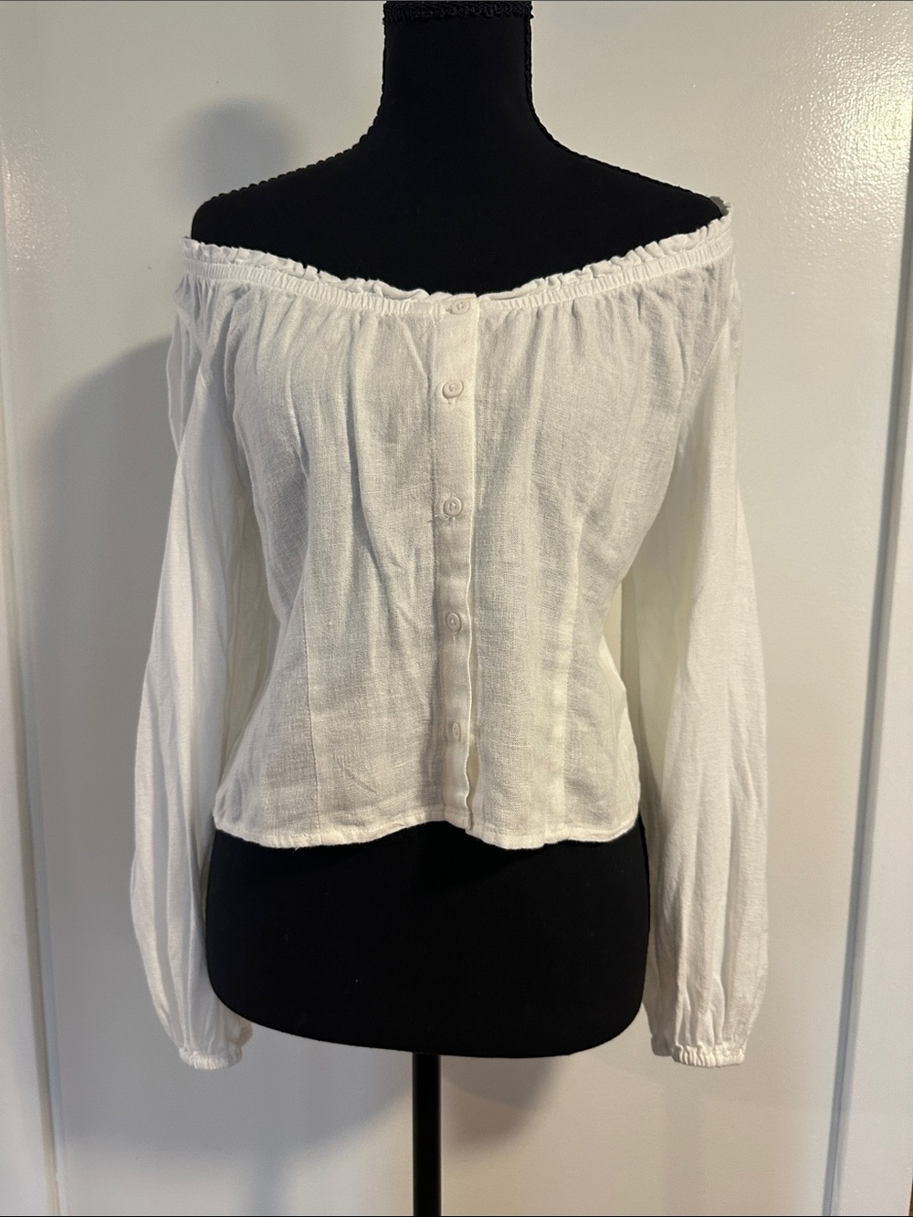 Old Navy White Off-Shoulder Button-Front Long Sleeve Top